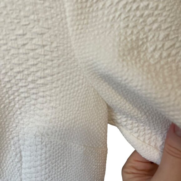 H&M Divided| White embossed Snake skin Print Peplum Zipper back top SZ 14 - Picture 7 of 9